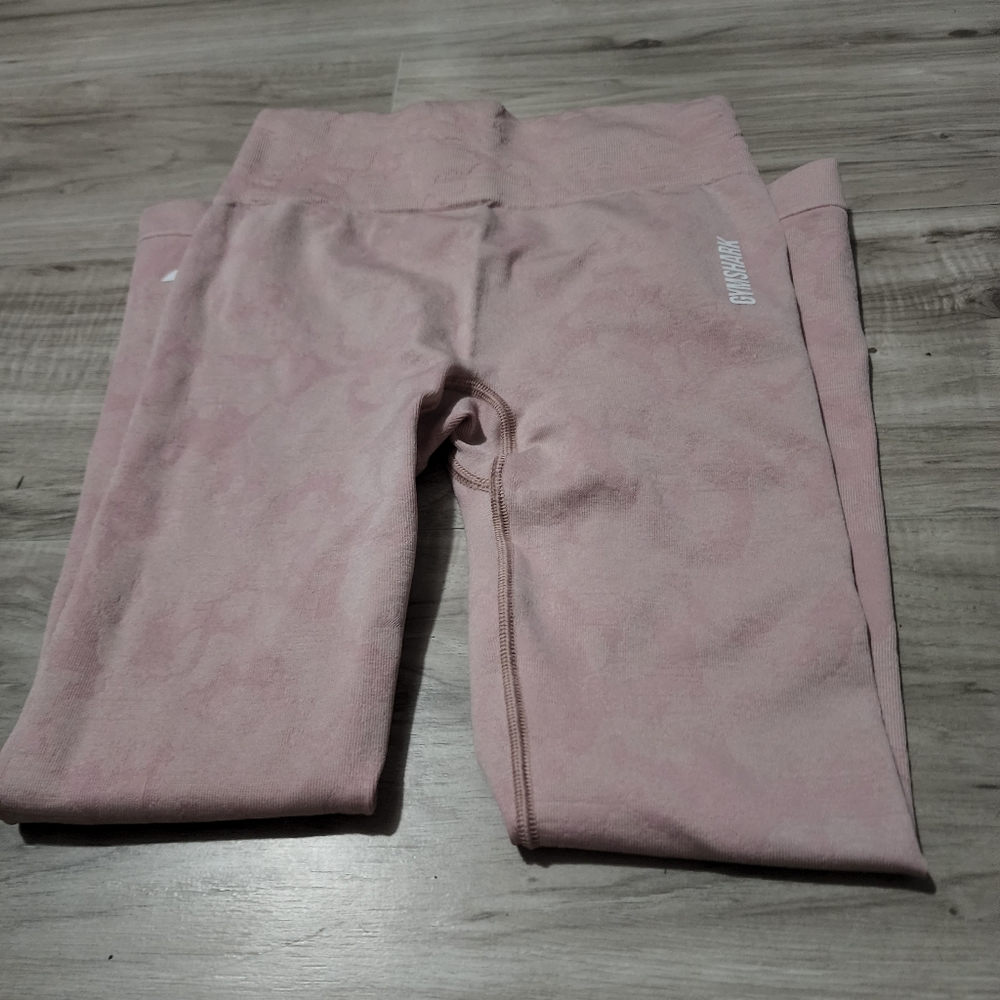 Gymshark Pink Camo Leggings